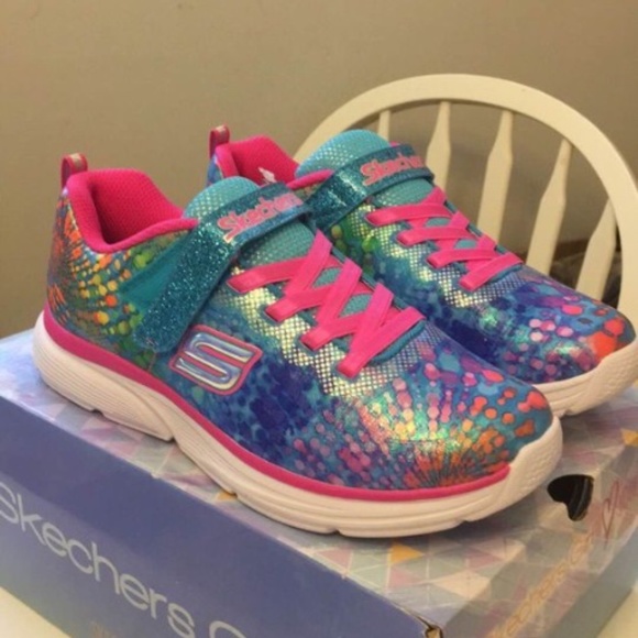 BRAND NEW girl skechers wavy lites velcro shoes size 5Y - Picture 3 of 6